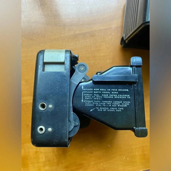 Vintage Kodak Brownie Hawkeye Camera Flash Model UNTESTED - Picture 8 of 10